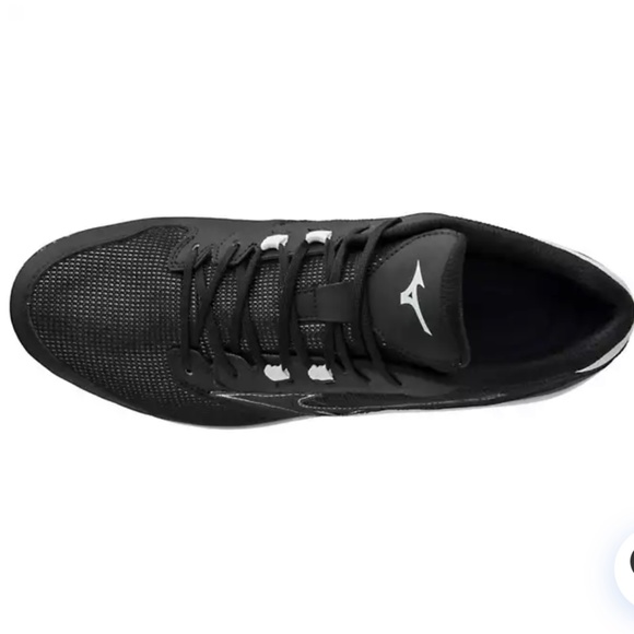 Mizuno Women's Dominant All-Surface Turf Softball Shoes Size 12. - Picture 4 of 5